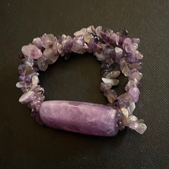 Jewelry - Purple Natural Amethyst Bracelet 25